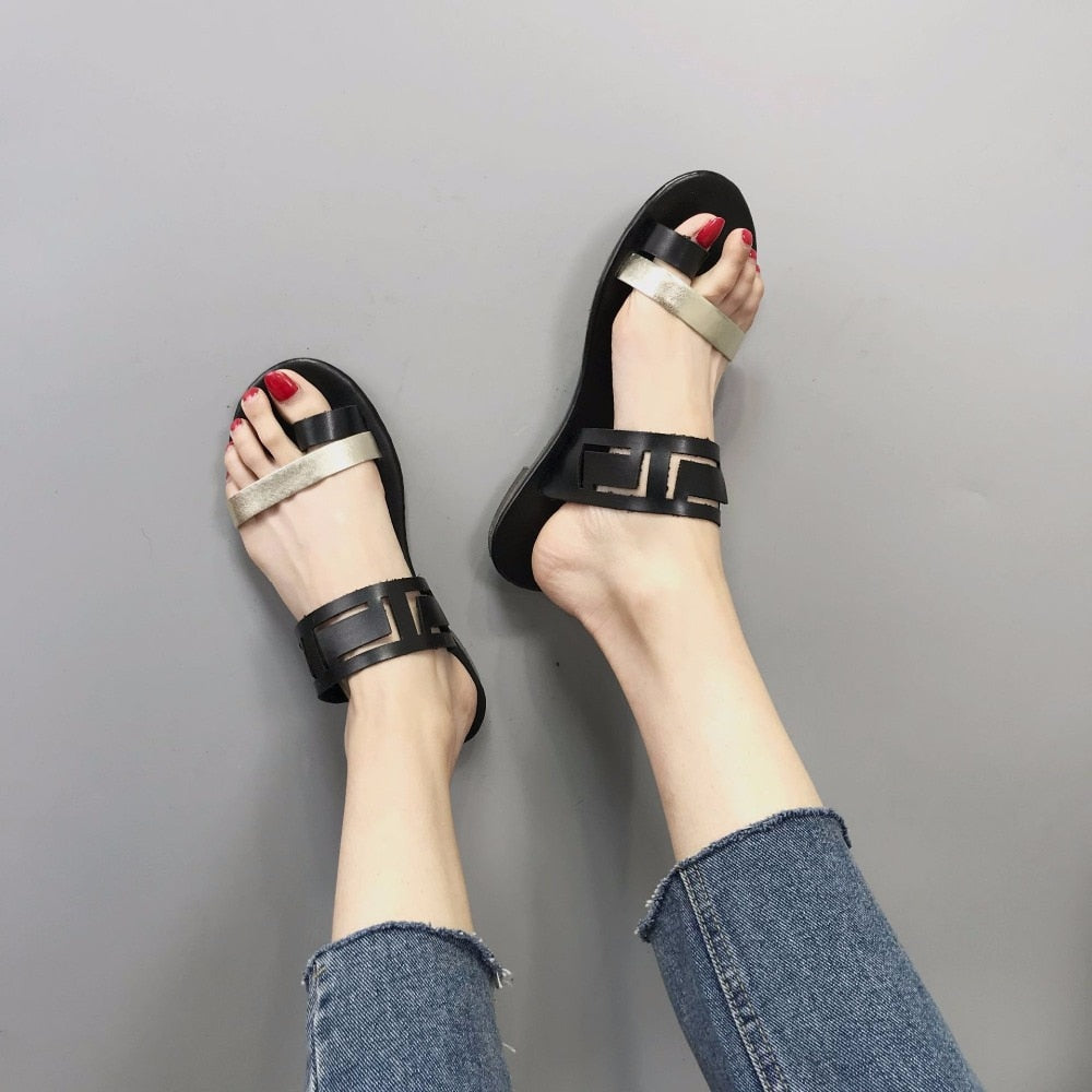 Dam Sandaler Platta PU Läder med Bekväm Passform-4