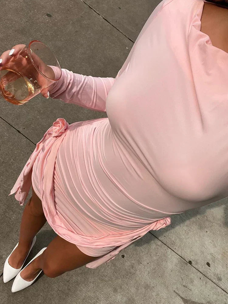 Cocktailklänning Dam med Midjebälte - Tidlös Design i Högkvalitativt Tyg, Figurnära Snitt för Eleganta Tillfällen 3