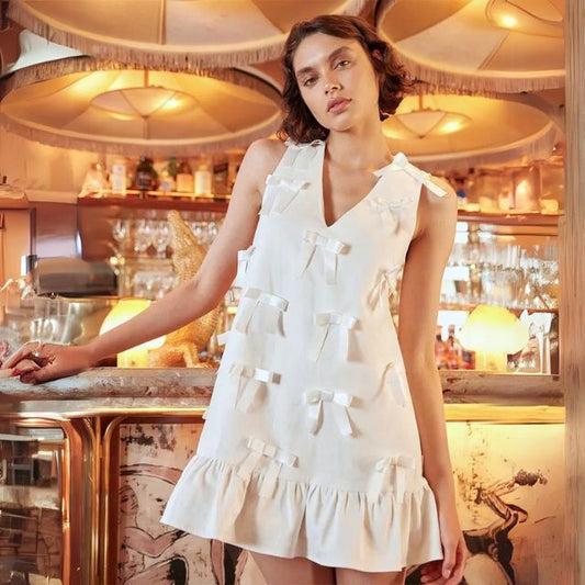 Ärmlös Ruffle Klänning Dam med Djup V-ringning – Perfekt Sommarklänning för Fest och Nyår 1