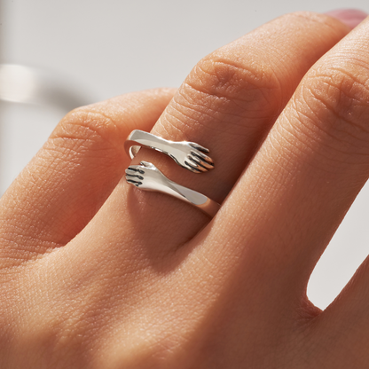 Justerbar Ring i Silver med Kram Symbol-2