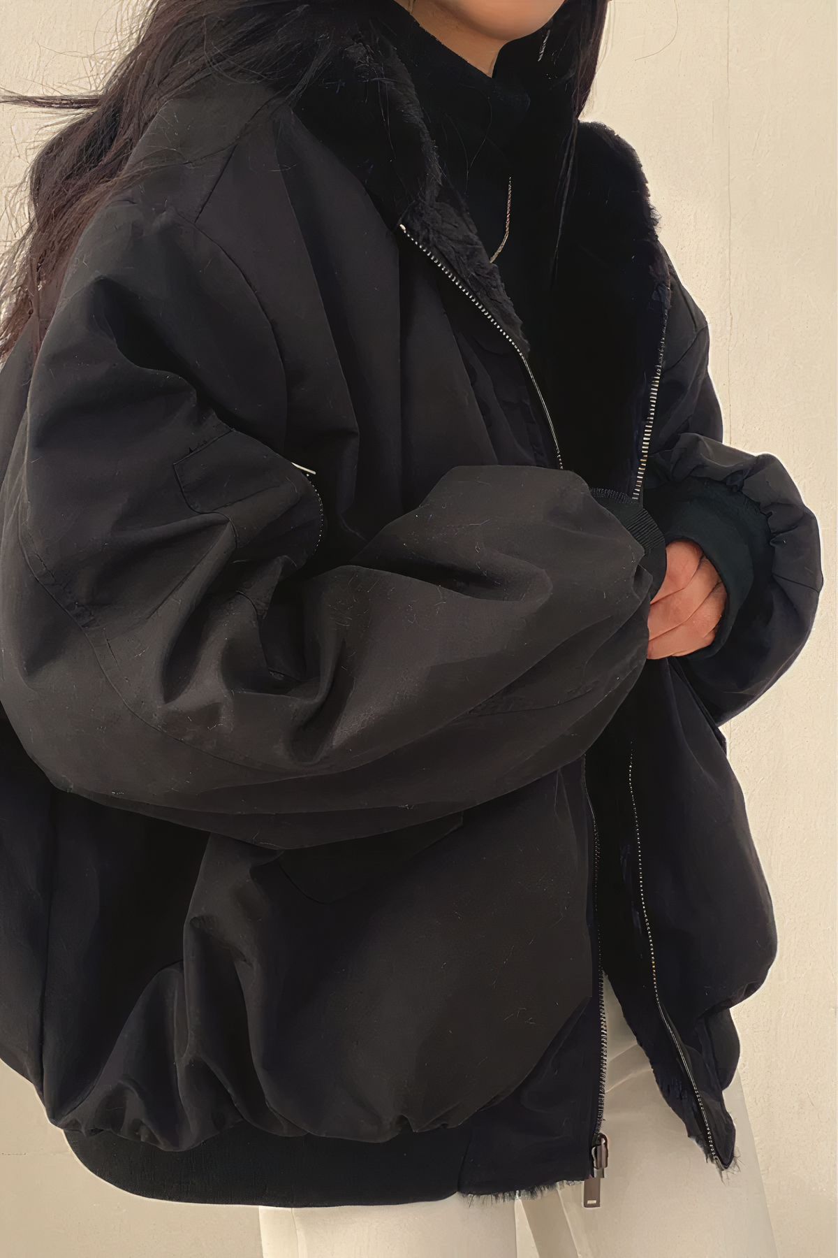 Variant image for Lång Vinterrock Dam med Kashmirhuva och Lammskinnsfoder-5