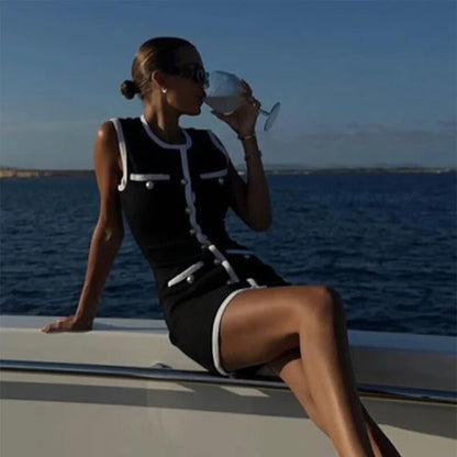 Fina Damklänningar med Tidlös Design - Mjuk Polyester, Perfekt för Vardag och Fest, Normal Passform, S-XL 3