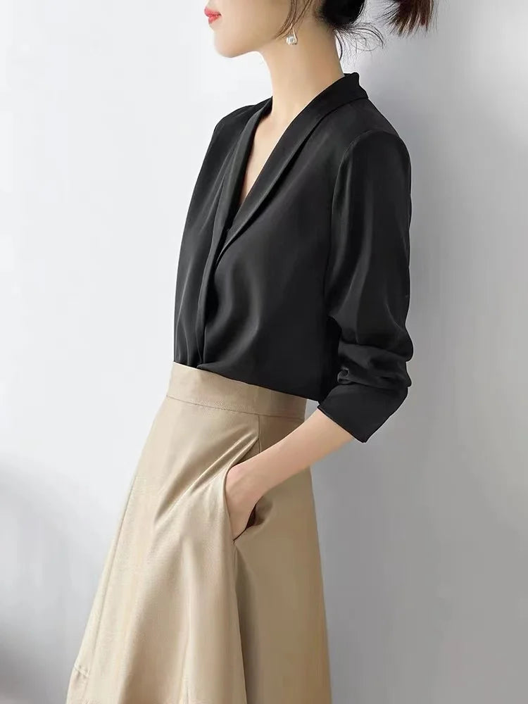 Dam Blus V-ringad Satin Elegant-4