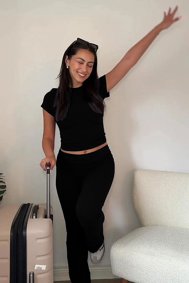 Kvinnors T-shirt och Högmidjade Byxor i Mjuk Polyester-3