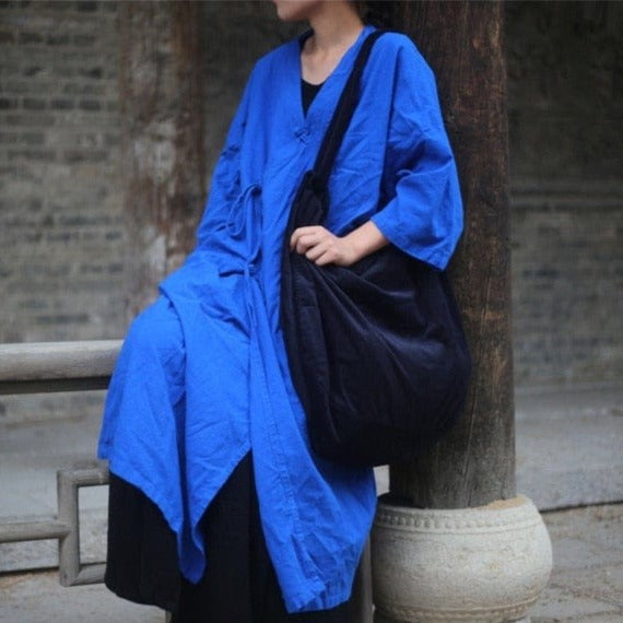 Svart Lång Kofta för Dam i Mjuk Ull med Avslappnad Passform – Elegant Design för Vinterstylning 3