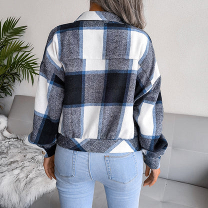 Damjacka med Blusliknande Design och Knappstängning – Lätt Material med Bröstfickor för Vår och Höst 3