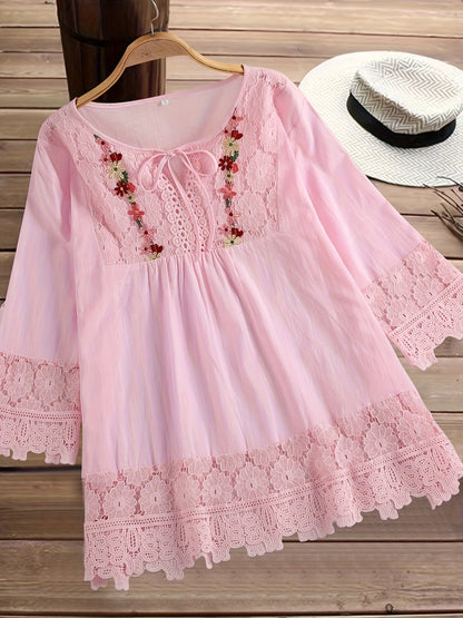 Elegant Vit Blus för Dam i Fin Tyg – Tidlös Design för Vardag och Fest 3