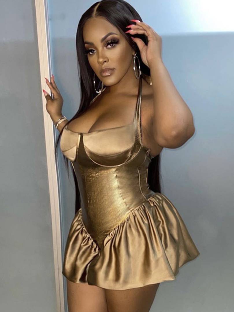 Monokrom Festtopp Dam i Polyester-Spandex – Normal Passform, Elegant och Bekväm Topp för Vardags och Fest 2