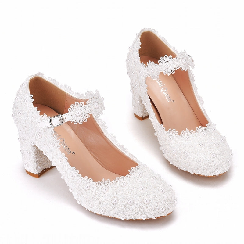 Chunky Heel Pumps för Dam med Runda Spetsar och Vita Pärldetaljer – 7 cm Hög PU och Gummi 4