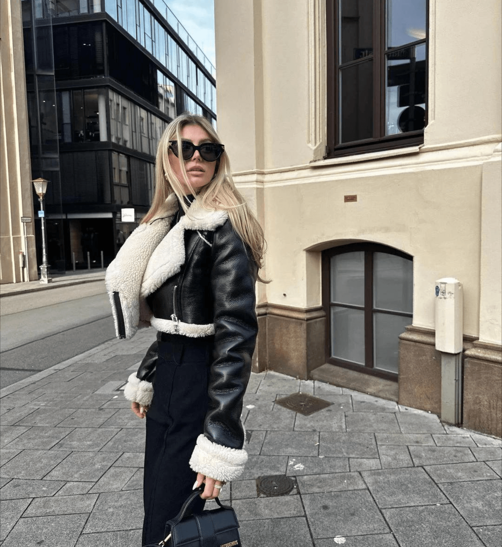 Dam Kort Skinnjacka Asymmetrisk Syntetiskt Läder med Fårskinnsfoder-2