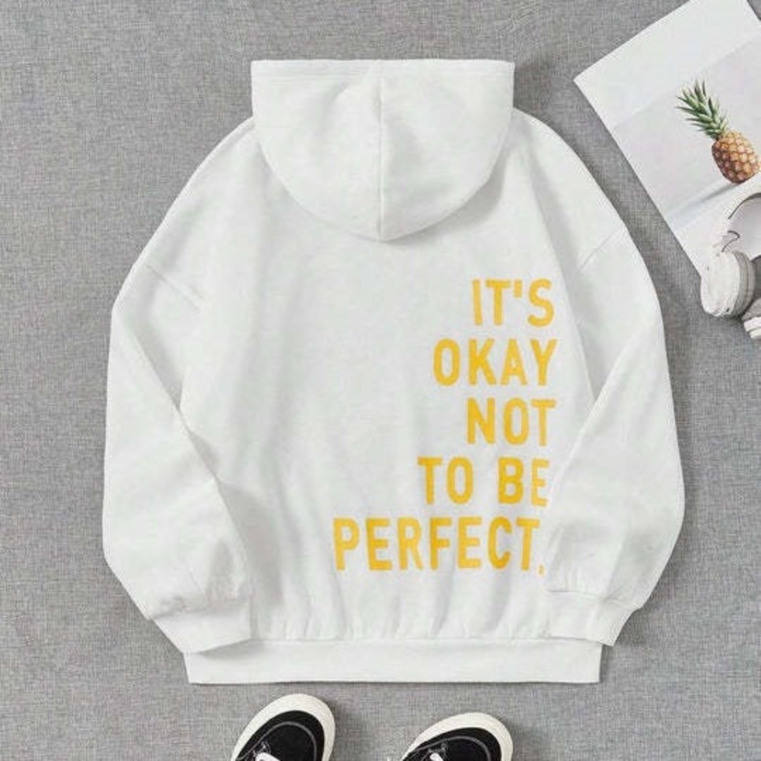 Lång Hoodie Dam i Mjuk Material med Avslappnad Passform och Huva – Perfekt för Kalla Dagar 15