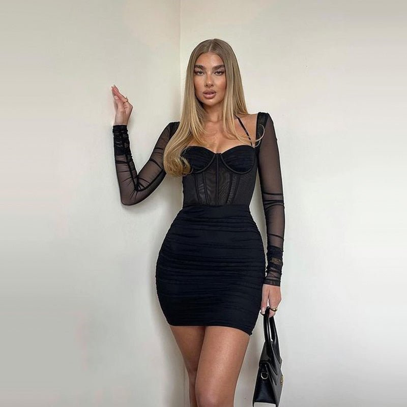 Damklänning med Remmar och Meshdetaljer i Stretchmesh för Elegant Sommarlook 4