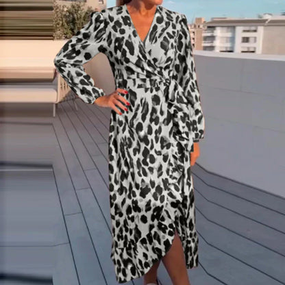 Damklänning V-ringning Leopardmönster Flödande Material-5