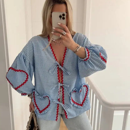 Dam V-Neck Blus med Hjärtformade Fickor i Vintage Stil-6