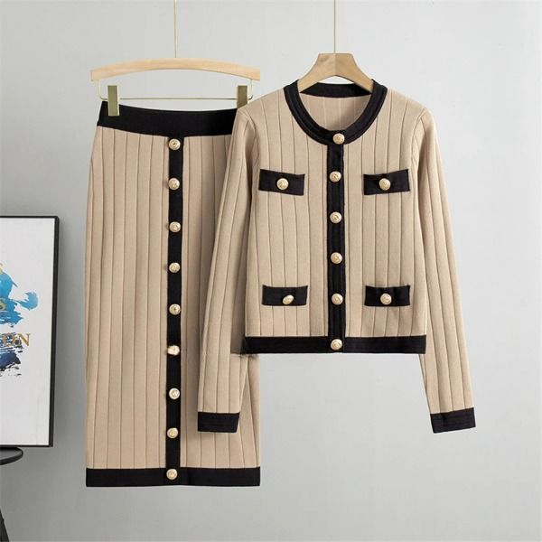 Variant image for Dam Blazer och Kjol Gyllene Knappdetaljer Polyester Bomull-11