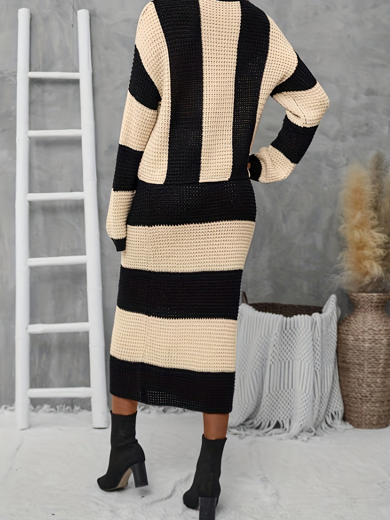 Tvådelat Set Dam Färgblock Tröja och Kjol Mjuk Material-4