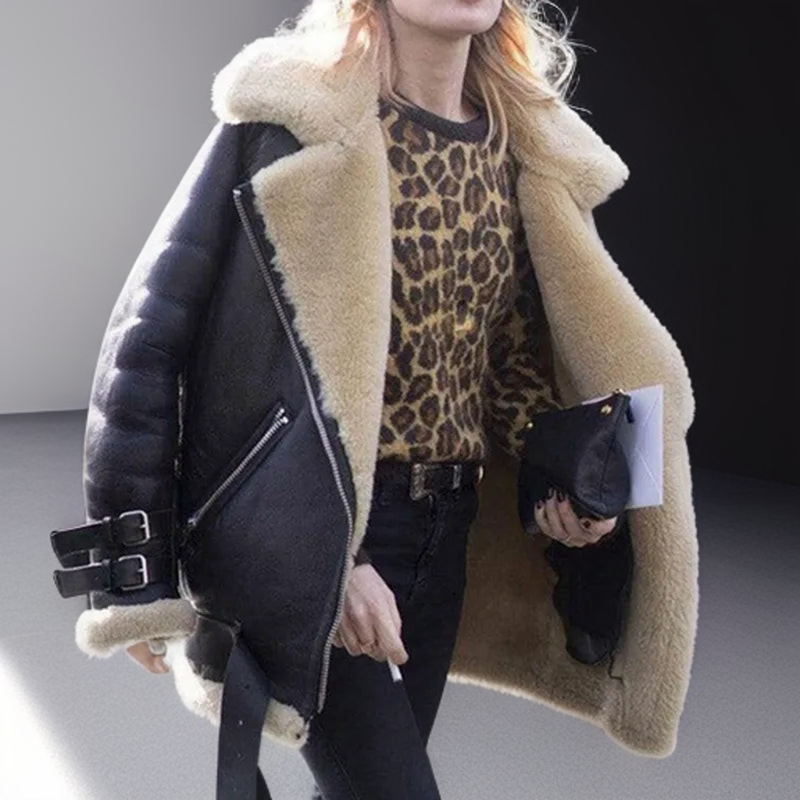 Variant image for Kvinno Kappa med Läderdetaljer och Hög Krage i Ullpolyester-13