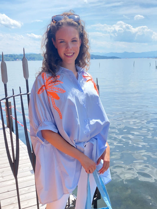 Dam Blus Bred Snitt med Palmbroderi i 100% Bomull-1