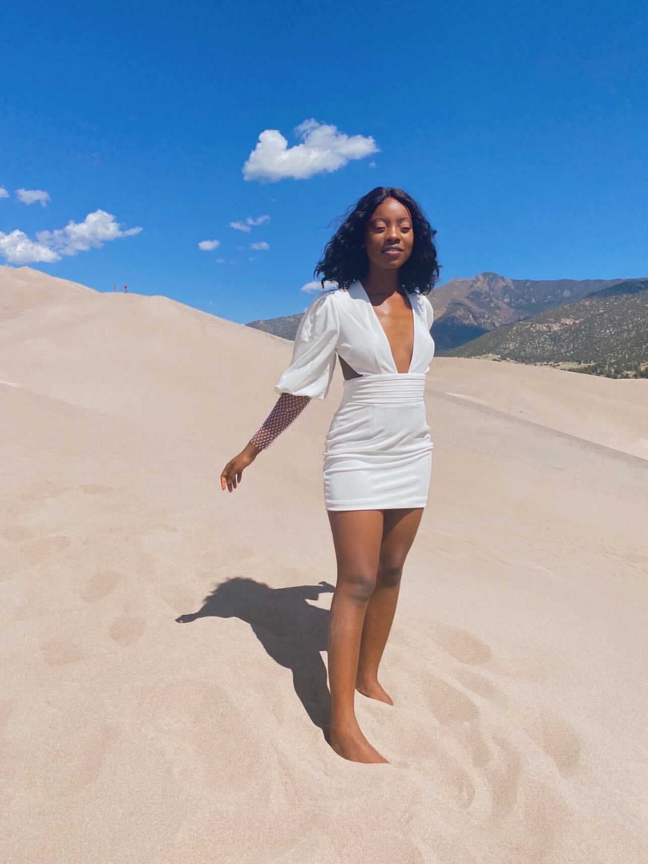 Kvinna Miniklänning Djup Halsringning Glittrig Polyesterblandning 5