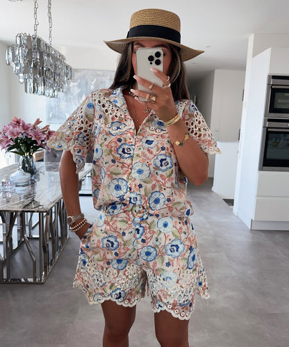 Kvinnors Tvådelad Uppsättning Blommönster Knapptopp Högkvalitativt Tyg-1