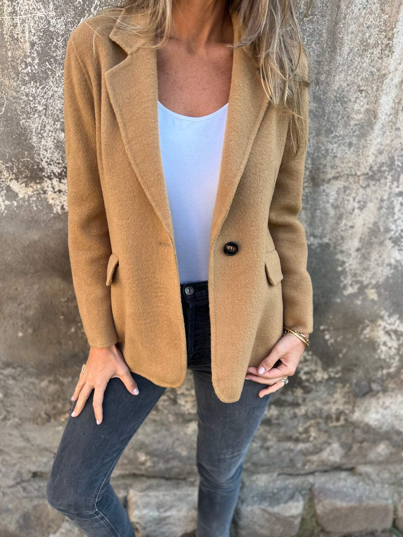 Dam Blazer i Högkvalitativt Tyg med Enkel Design – Perfekt för Affär och Fest, Flera Storlekar 4