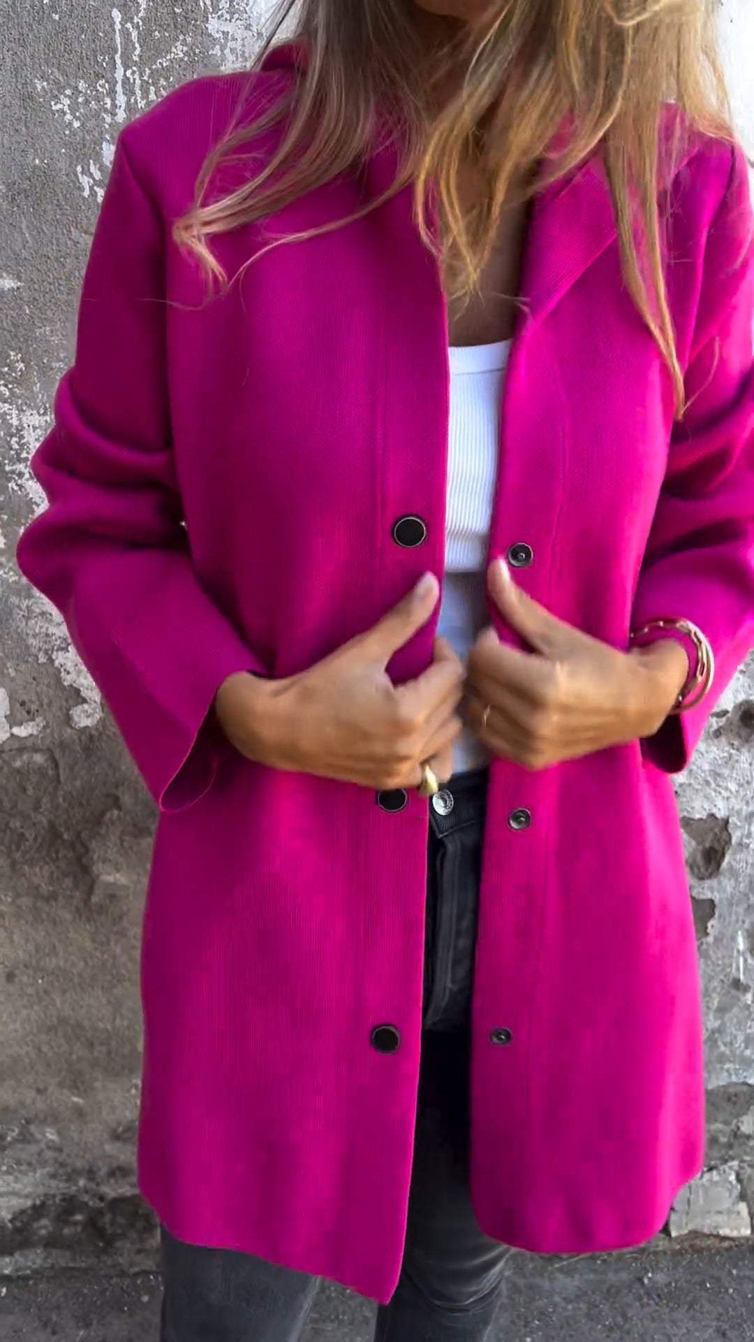 Lång Vinterjacka Dam - Vattentålig Polyester med Justerbar Midja och Flera Fickor - Elegant och Mångsidig för Kalla Dagar 9