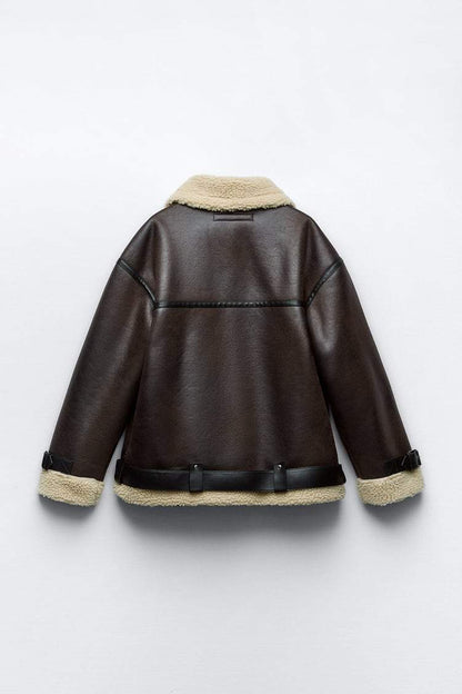 Elegant Damjacka i Syntetiskt Läder med Revers – Vattenavvisande och Bekväm Jacka för Dam i Storlekar S-XL 4