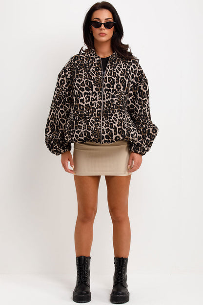 Damjacka Bomber i Retro Stil – Polyester Casual Jacka för Kvinnor med Långa Ärmar 5