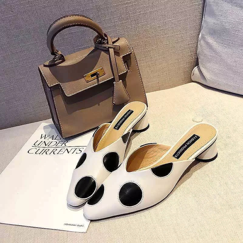 Dam Sandaler Prickig Design Platt Häl PU Gummi 5