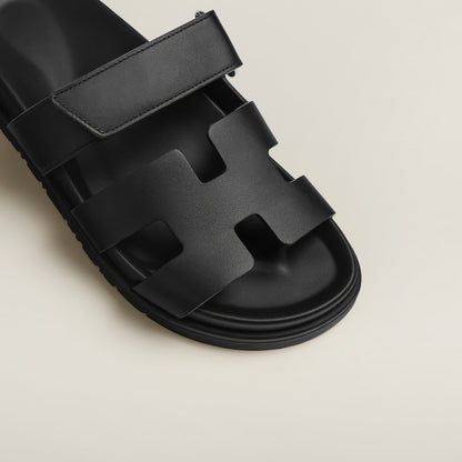 Dam Sandaler Trendiga Flip-Flops i Läder 4