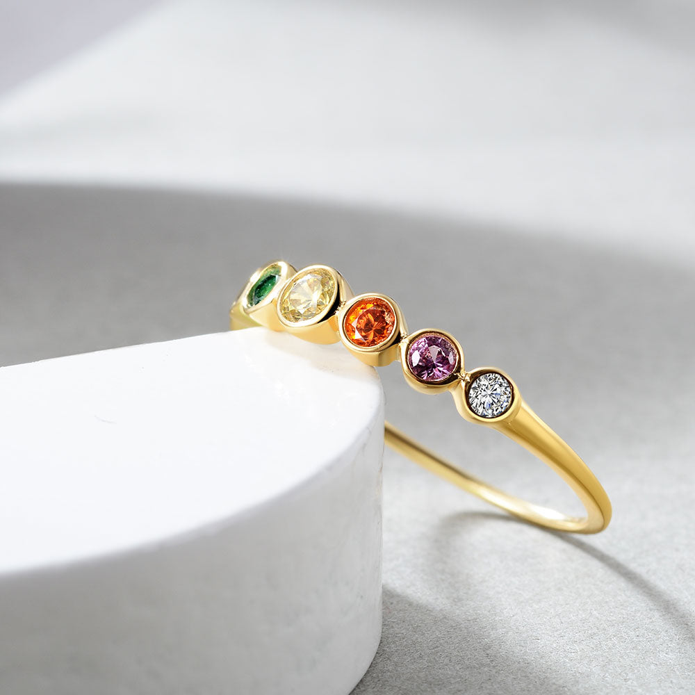 Cirkulär Ring i 925 Sterling Silver med Färgglada Zirconia Stenar – Elegant och Tidslös Smycke för Kvinnor 4