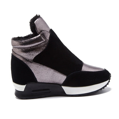 Dam Sneakers med Medelstor Kilhäl i Mocka och Plysch – Bekväm och Elegant Design för Vardag och Fest 3