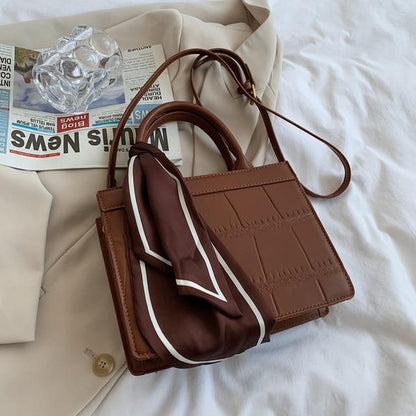 Variant image for Dam Liten Handväska Krokodilutseende Ekoläder med Gyllene Detaljer-4