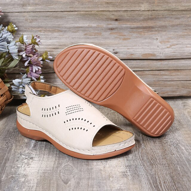 Variant image for Dam Clogs Läder Perforerade Detaljer-45