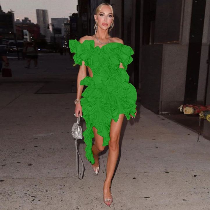 Asymmetrisk Dam Klänning i Sval Polyester – Eleganta Fina Damklänningar för Speciella Tillfällen 4