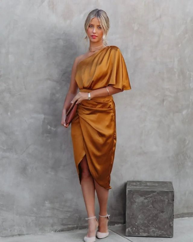 Variant image for Damklänning Elegant Figurnära Med Broderi-13