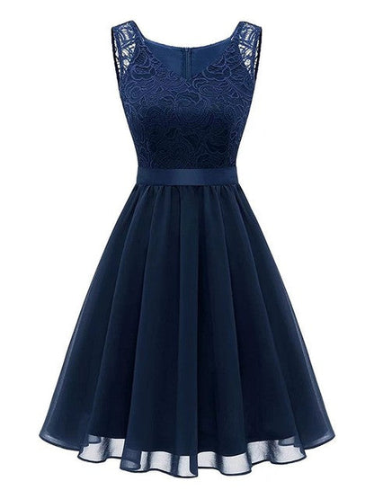 Variant image for Kvinnors Midi Klänning V-ringning Spetsdetaljer Polyester-6