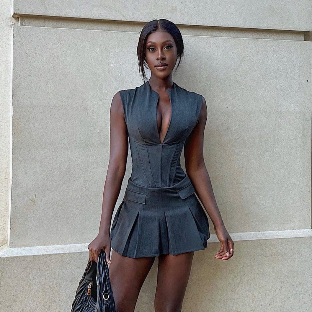 Kvinnors Glittrig Miniklänning med Korsett och Rynkade Detaljer i Andningsbart Tyg-5