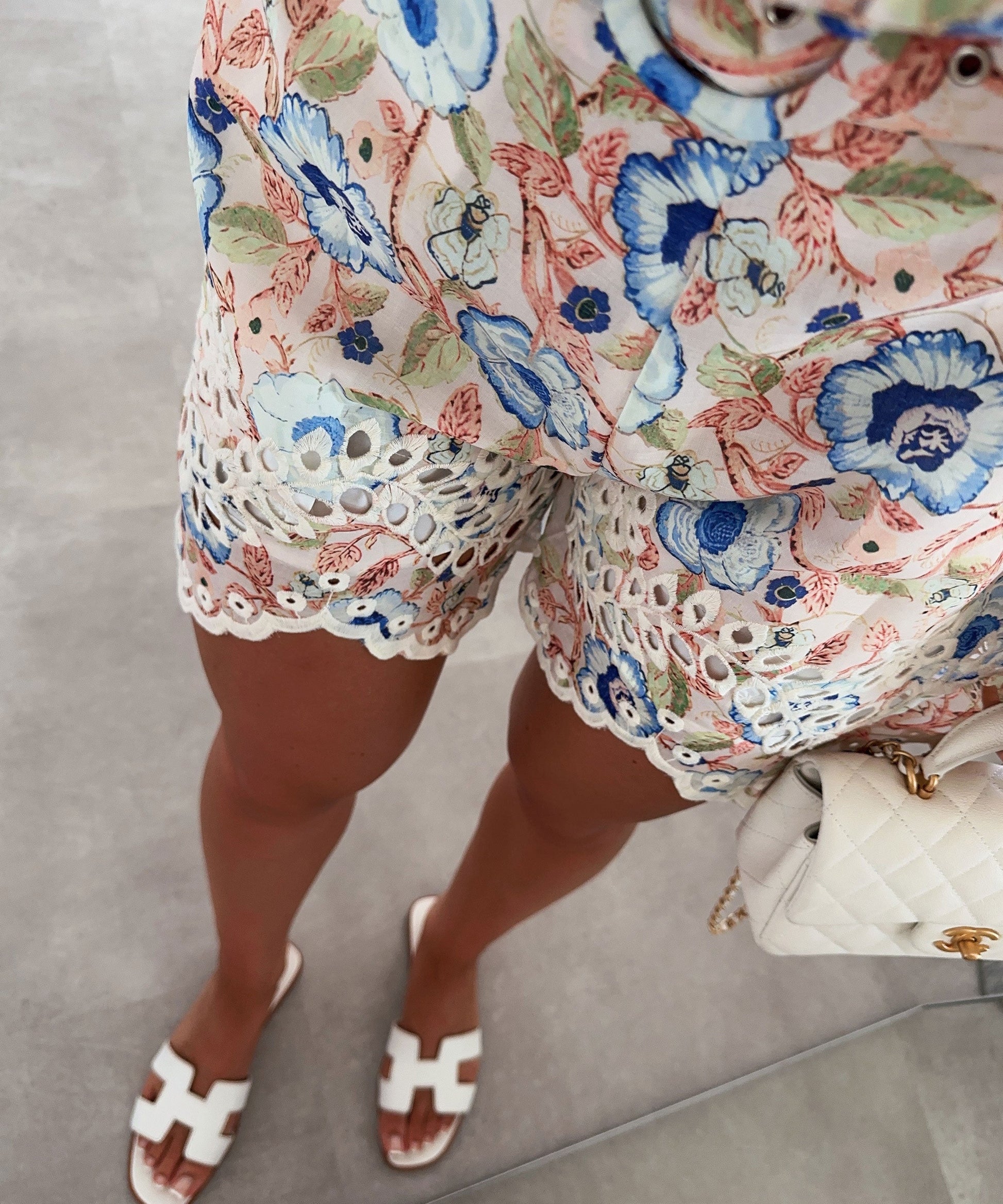 Kvinnors Tvådelad Uppsättning Blommönster Knapptopp Högkvalitativt Tyg-3