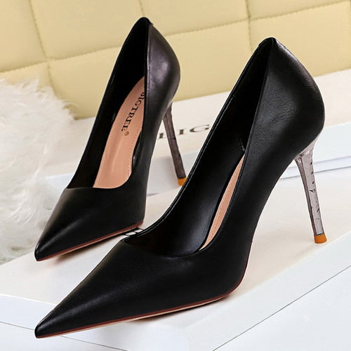 Klassiska Dam Stilettklackar 8 cm Klack av PU och Gummi – Eleganta Pumpar för Kontor och Fest 1