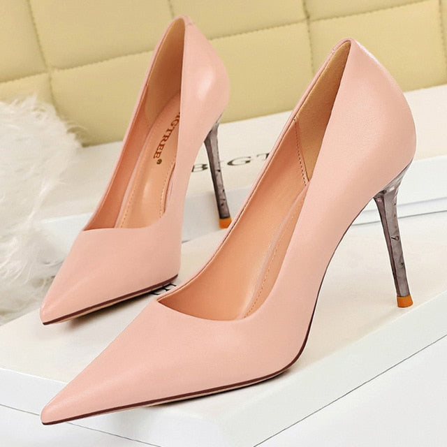 Klassiska Dam Stilettklackar 8 cm Klack av PU och Gummi – Eleganta Pumpar för Kontor och Fest 8