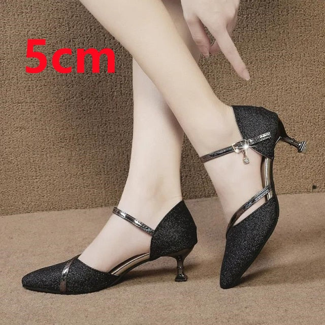 Variant image for Dam Stiletto Pumps Spetsig Design PU-material-4