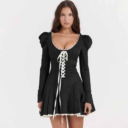Variant image for Kvinnors Svart Miniklänning med Snörning och Puffärmar i Polyester-1