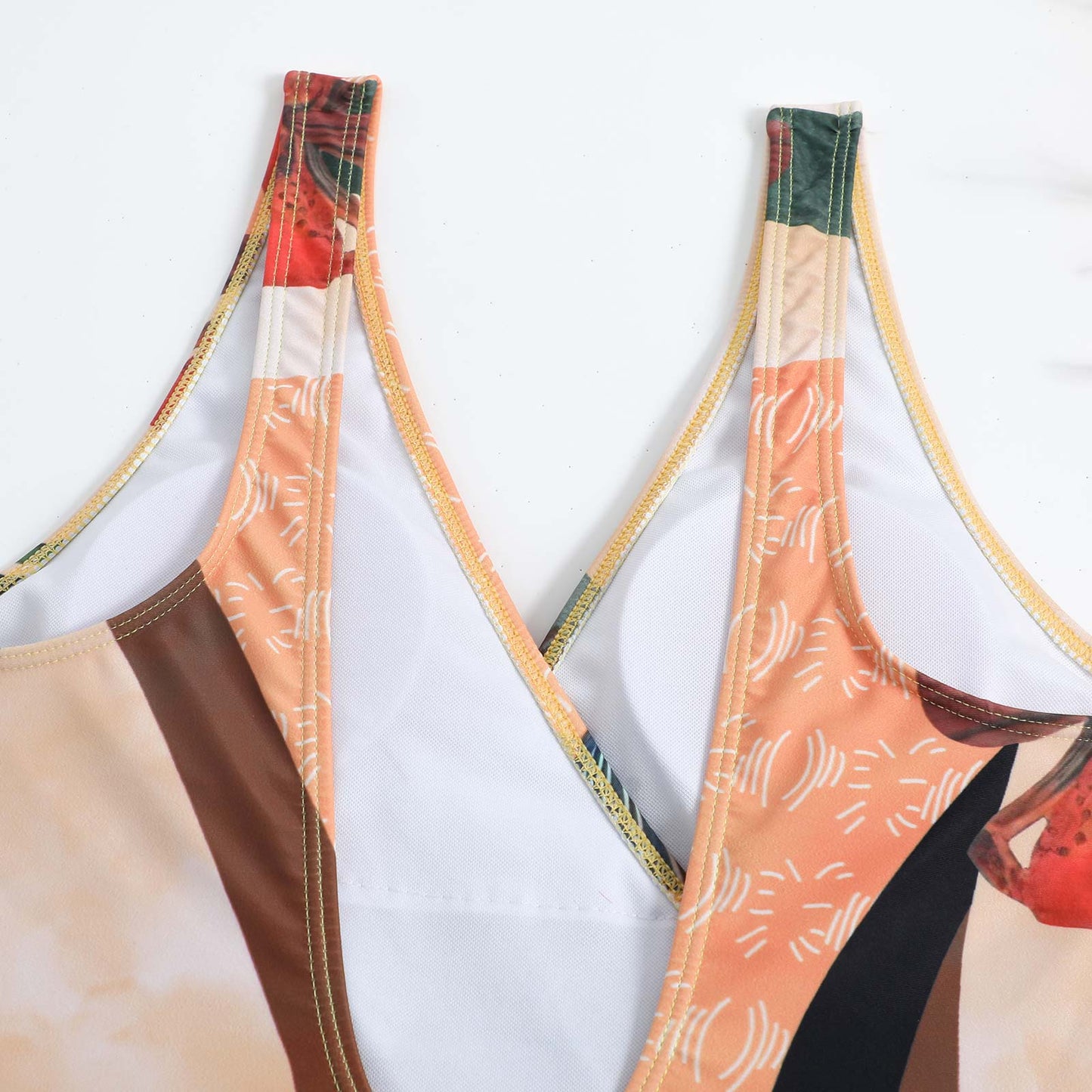 Baddräkt Dam med Djup V-ringning och Kimono Stil – Blommönster i Hållbar Polyester, Perfekt för Strand och Simning 6