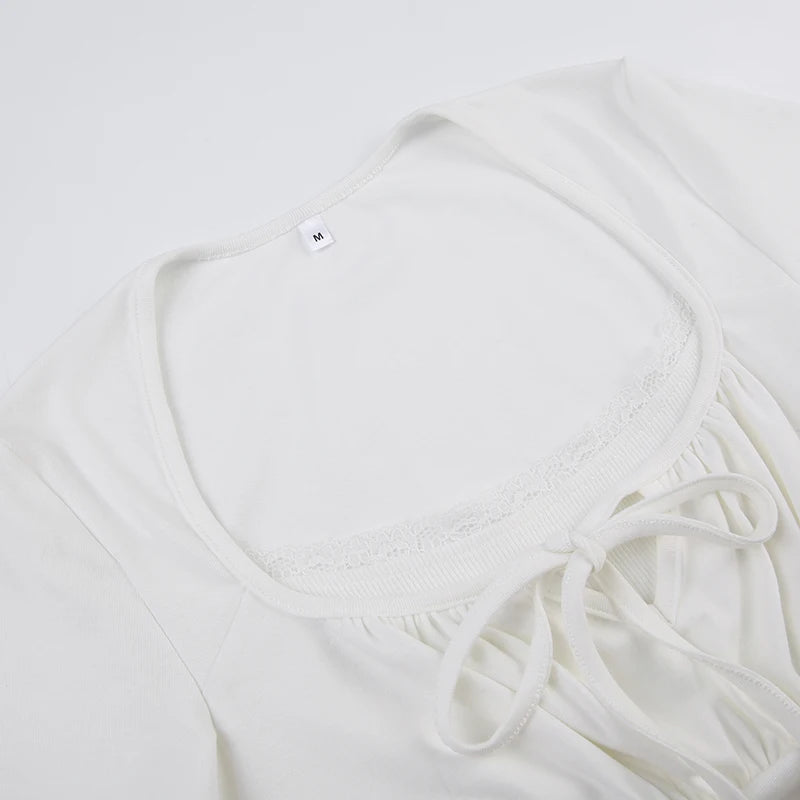 Festtoppar Dam Carree-halsringning med Spetsdetaljer Lätt Material-6